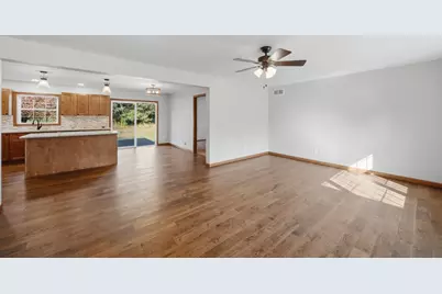 844 Hann Avenue, Dixon, IL 61021 - Photo 16