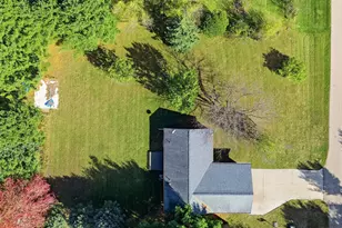 844 Hann Ave, Dixon, IL 61021 - Photo 10