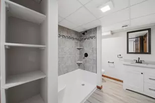 844 Hann Ave, Dixon, IL 61021 - Photo 40