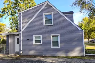 371 S Edison Ave, Elgin, IL 60123 - Photo 32