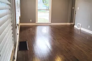 371 S Edison Ave, Elgin, IL 60123 - Photo 14