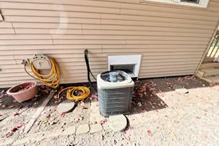 118 W 3rd St, Streator, IL 61364 - Photo 22