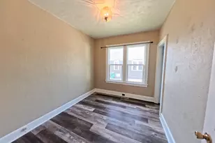 118 W 3rd St, Streator, IL 61364 - Photo 12