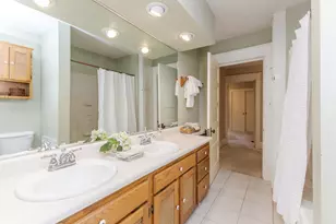 1513 E Grove St, Bloomington, IL 61701 - Photo 26