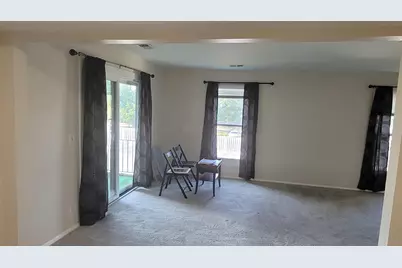 1800 Fayette Walk #E, Hoffman Estates, IL 60169 - Photo 2