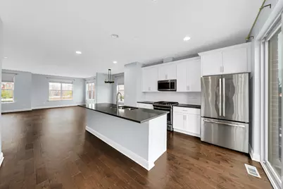 1218 Byrne Boulevard, Vernon Hills, IL 60061 - Photo 8