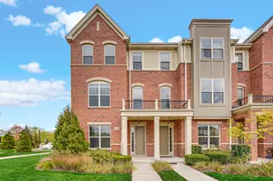 1218 Byrne Blvd, Vernon Hills, IL 60061 - Photo 2