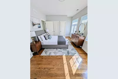 544 E 46th Place, Chicago, IL 60653 - Photo 12