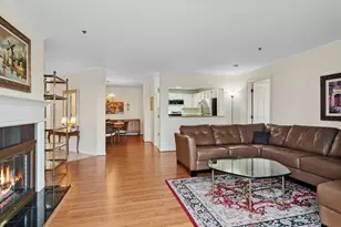 451 Town Pl Cir, Buffalo Grove, IL 60089 - Photo 6