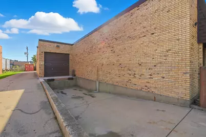 1425 Louis Avenue, Elk Grove Village, IL 60007 - Photo 4