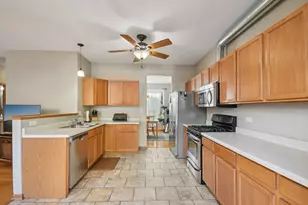 18627 W Point Dr, Tinley Park, IL 60477 - Photo 8