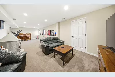 1212 Bellevue Drive, Dekalb, IL 60115 - Photo 22