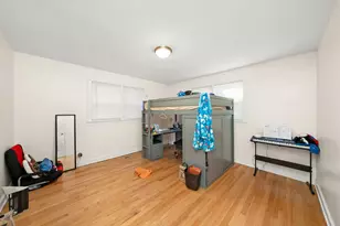 704 Florence Ave, Evanston, IL 60202 - Photo 8