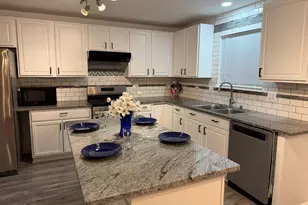 1909 Kennedy Dr, McHenry, IL 60050 - Photo 6