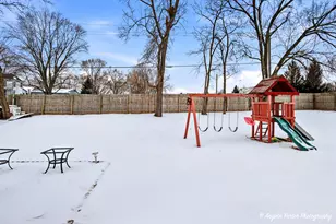 1909 Kennedy Dr, McHenry, IL 60050 - Photo 18