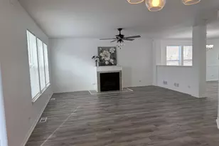 1909 Kennedy Dr, McHenry, IL 60050 - Photo 4