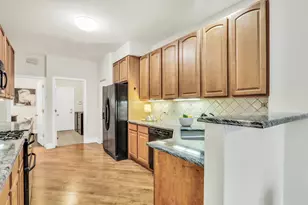 418 Bay Tree Cir, Vernon Hills, IL 60061 - Photo 16