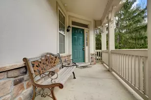 418 Bay Tree Cir, Vernon Hills, IL 60061 - Photo 2