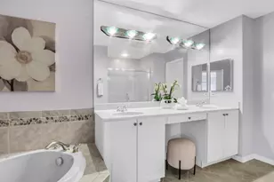 418 Bay Tree Cir, Vernon Hills, IL 60061 - Photo 28