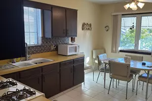 5813 W Cornelia Ave, Chicago, IL 60634 - Photo 10