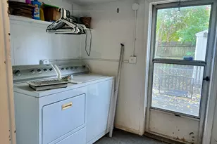 305 Park St, Danville, IL 61832 - Photo 22