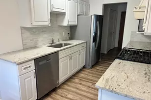 1321 S Finley Rd, Lombard, IL 60148 - Photo 6