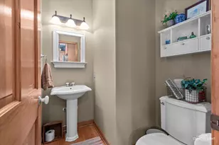 611 Pine St, Sugar Grove, IL 60554 - Photo 16