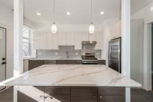 1535 W Estes Ave, Chicago, IL 60626 - Photo 24