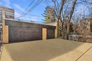 1535 W Estes Ave, Chicago, IL 60626 - Photo 32