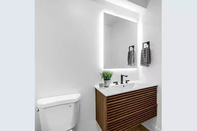 3801 Kirk Street, Skokie, IL 60076 - Photo 12