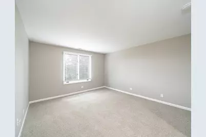 1910 Chestnut Avenue #C311, Glenview, IL 60025 - Photo 4