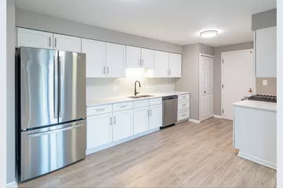 1910 Chestnut Avenue #C311, Glenview, IL 60025 - Photo 2