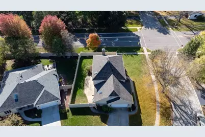 201 N Cambridge Drive, Geneva, IL 60134 - Photo 40