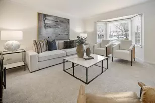 201 N Cambridge Dr, Geneva, IL 60134 - Photo 4