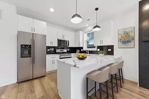3900 S Lake Park Ave, Chicago, IL 60653 - Photo 8