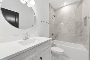 3900 S Lake Park Ave, Chicago, IL 60653 - Photo 18