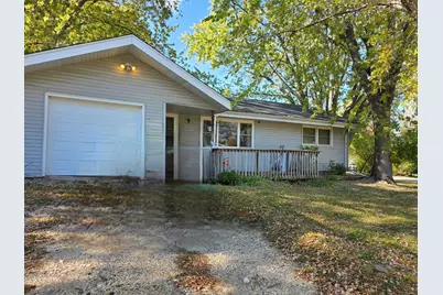 200 S Beck Road, Lindenhurst, IL 60046 - Photo 2