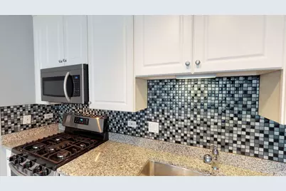 33 W Ontario Street #24I, Chicago, IL 60654 - Photo 10