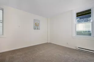 547 S Martin Luther King Jr Ave, Waukegan, IL 60085 - Photo 16