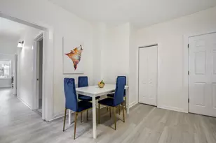 547 S Martin Luther King Jr Ave, Waukegan, IL 60085 - Photo 6