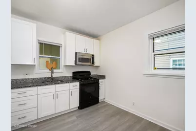 547 S Martin Luther King Jr Avenue, Waukegan, IL 60085 - Photo 8