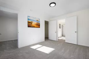 547 S Martin Luther King Jr Ave, Waukegan, IL 60085 - Photo 22