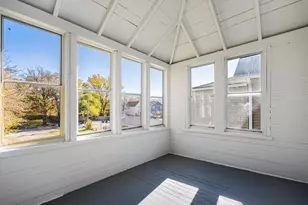 547 S Martin Luther King Jr Ave, Waukegan, IL 60085 - Photo 20