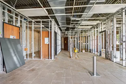 530 N McLean Boulevard, Elgin, IL 60123 - Photo 6