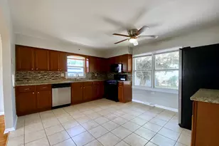 1238 E 166th St, South Holland, IL 60473 - Photo 8