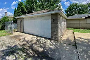 1238 E 166th St, South Holland, IL 60473 - Photo 24