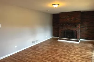 2724 Lake Park Dr, Lynwood, IL 60411 - Photo 4