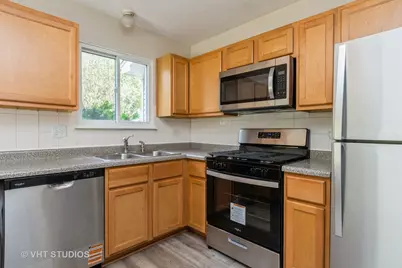 5S730 Malibu Lane, Naperville, IL 60540 - Photo 4