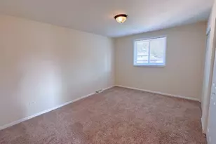 2316 E 207th St, Lynwood, IL 60411 - Photo 6