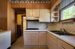 506 Denver St, Bloomington, IL 61701 - Photo 12